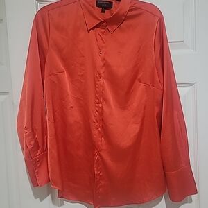 Banana Republic silky smooth classic fit red blouse long sleeve size L